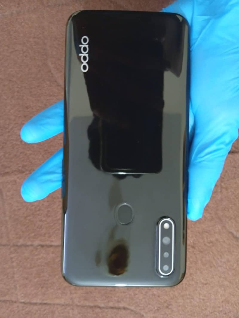 OPPO A31 7