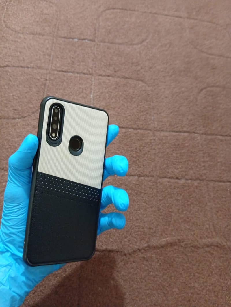 OPPO A31 8