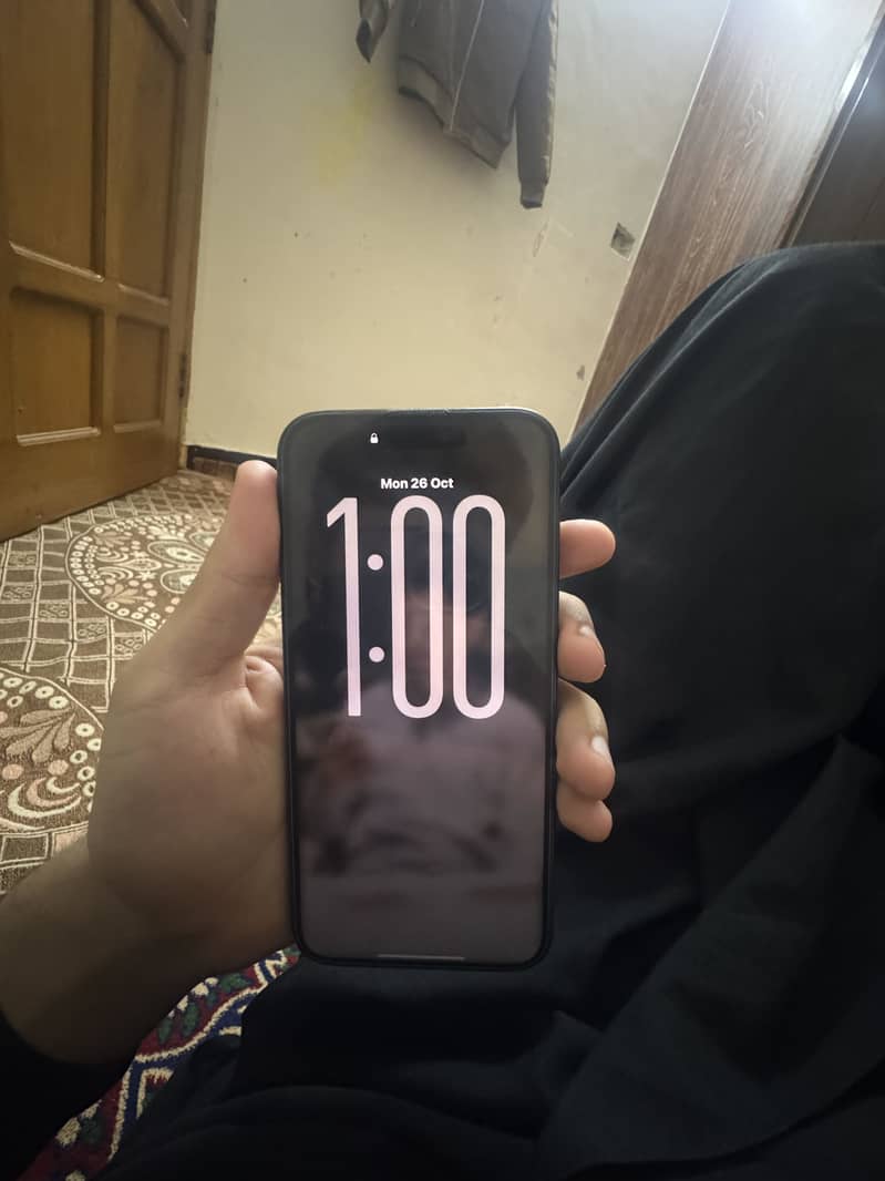 Apple iPhone 15 Pro Max 3