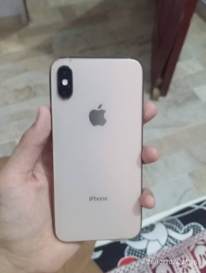 Apple iPhone XS 3