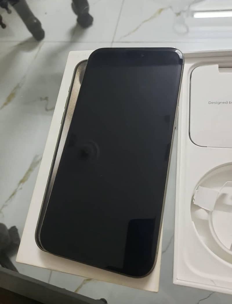 Apple iPhone 15 Pro Max 3