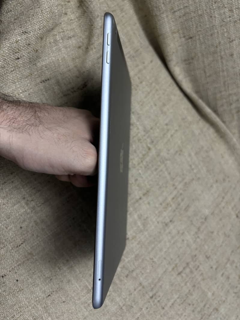 iPad 5th Generation 32GB 3