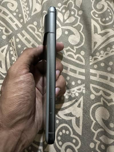 Google Pixel 8