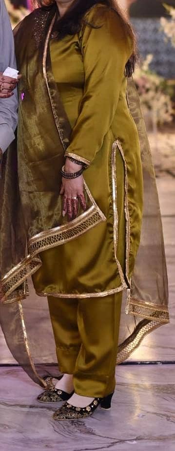 mehndi color silk