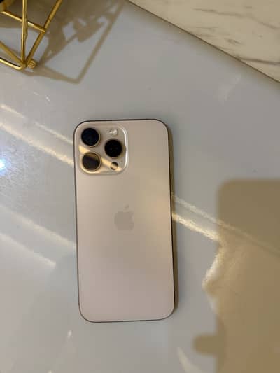 Apple iPhone 16 Pro Max