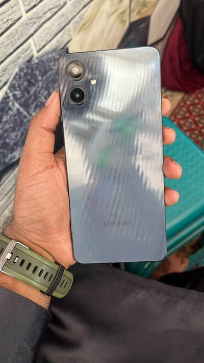 Samsung A06 4/64gb with box