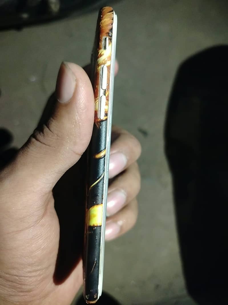 Apple iPhone 6S 0
