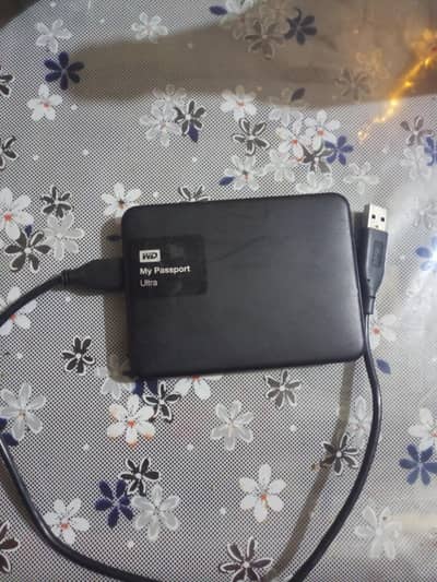 1 TB Hard Drive with case and cable