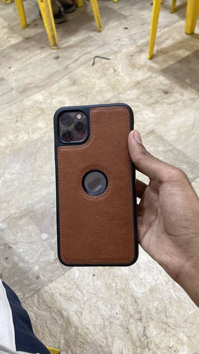 iPhone 11 Pro Max (Exchange Possible)