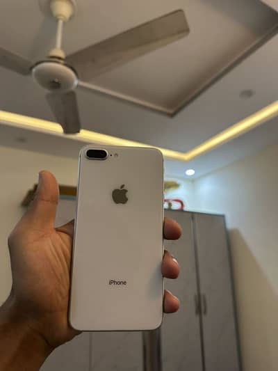 Apple iPhone 8 Plus