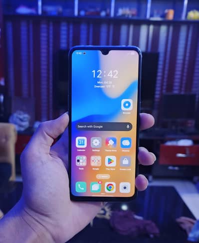 OPPO F15 8/128GB Ram with charger for sale