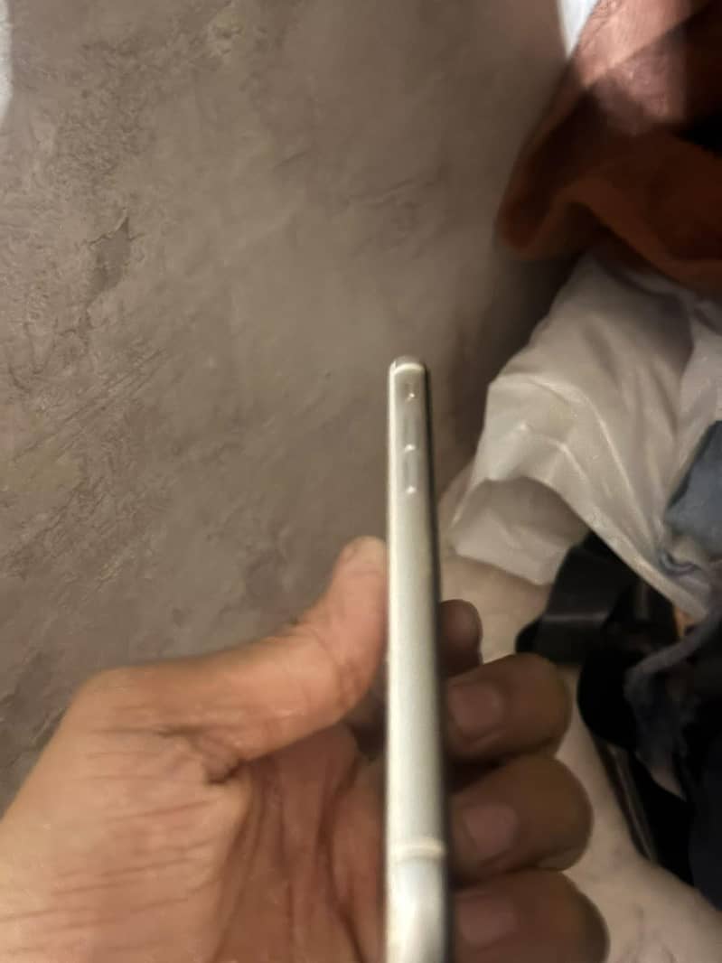 Apple iPhone SE 3