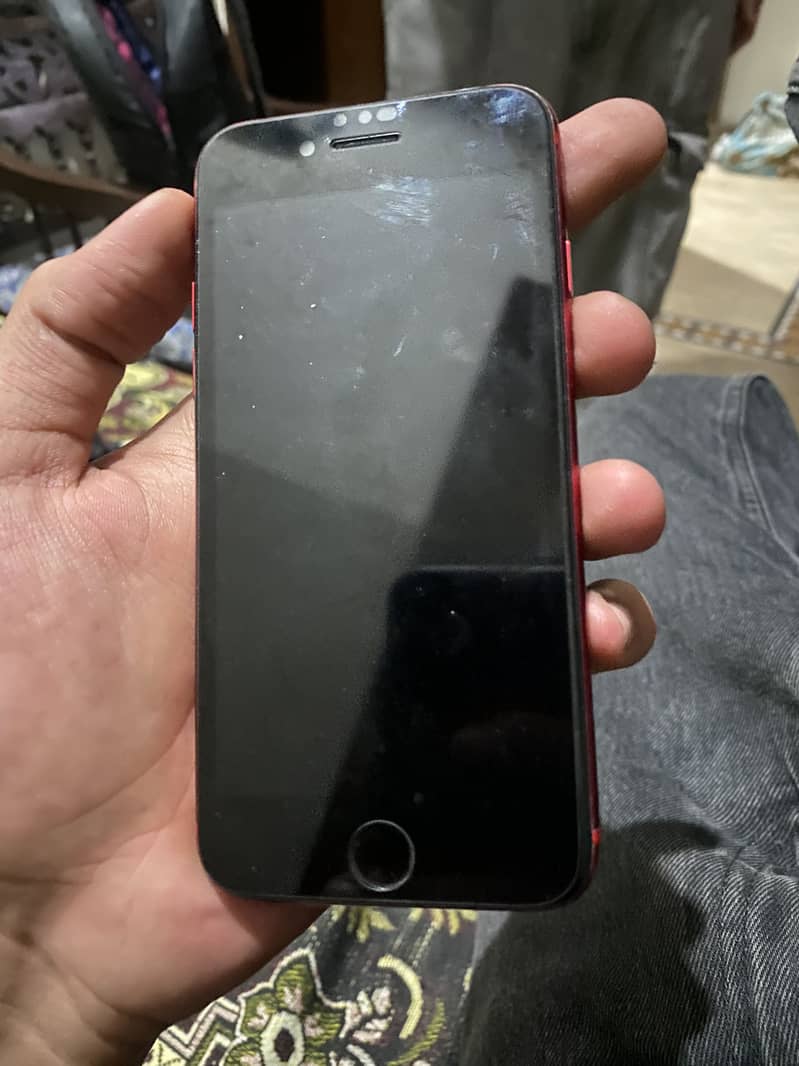 Apple iPhone SE 2020 1
