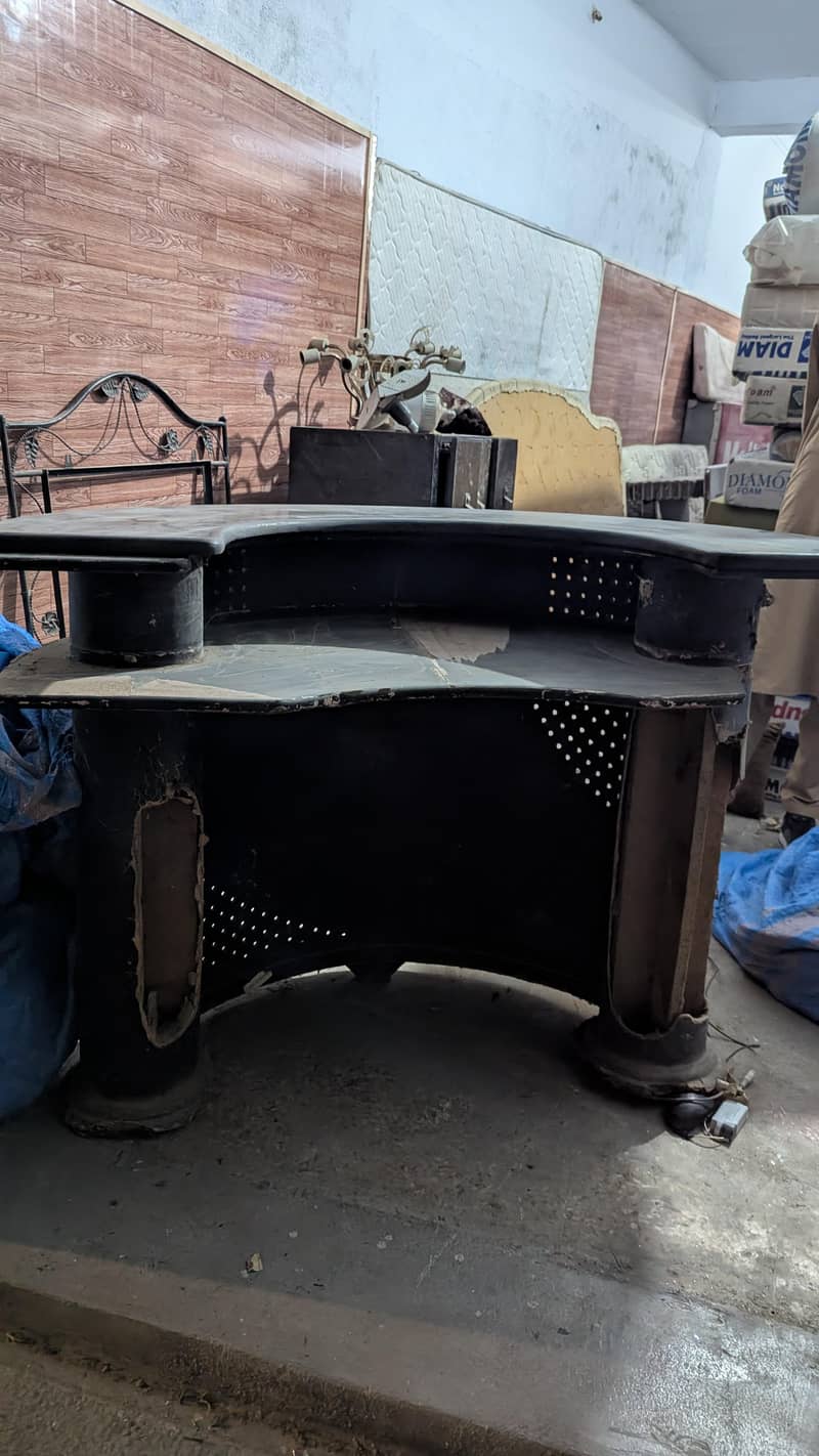 Office / Shop Counter Table 1