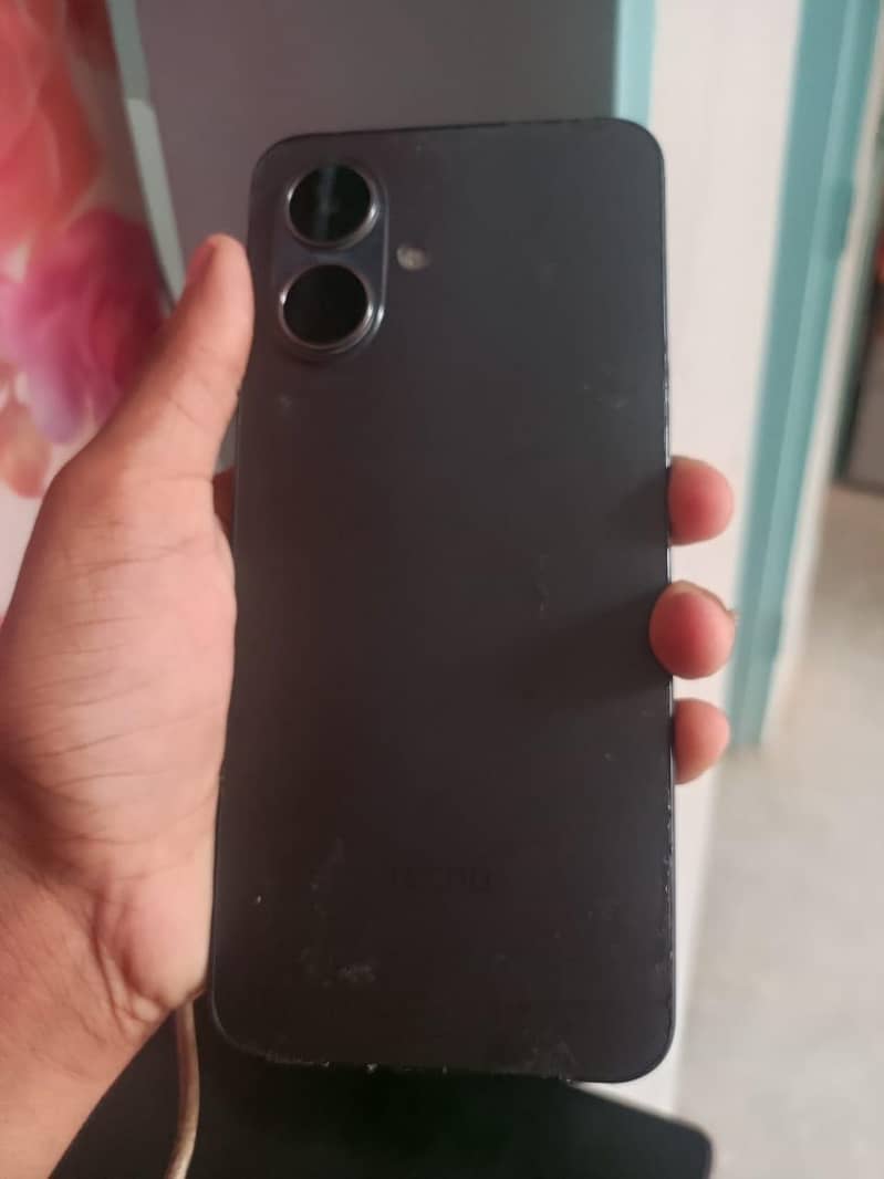 Tecno Spark Go 2