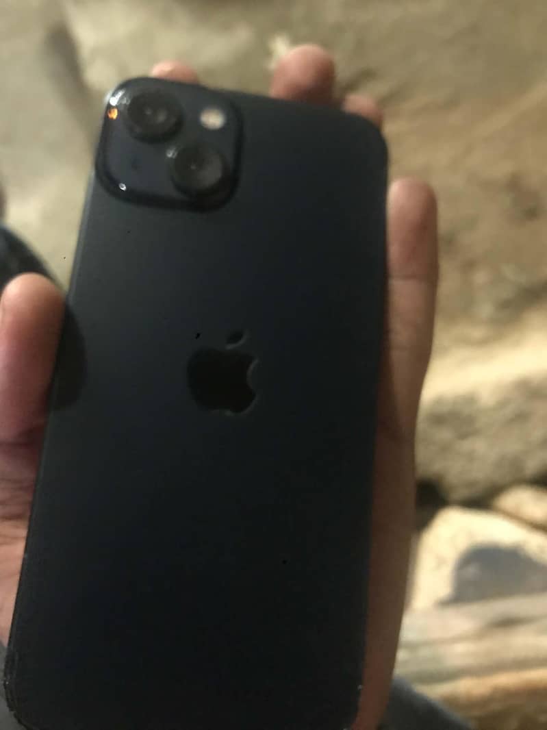 Apple iPhone 13 3