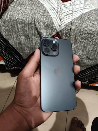 Apple iPhone 15 Pro Max