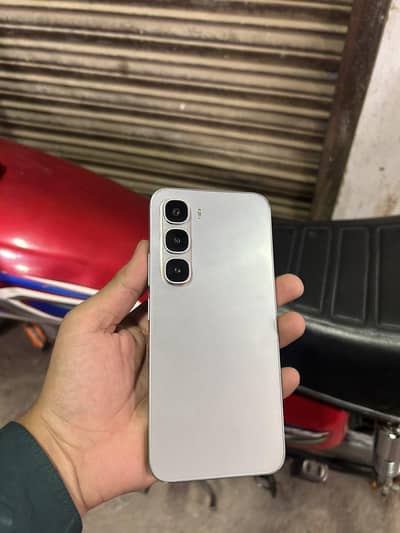 Infinix Hot 60 Pro