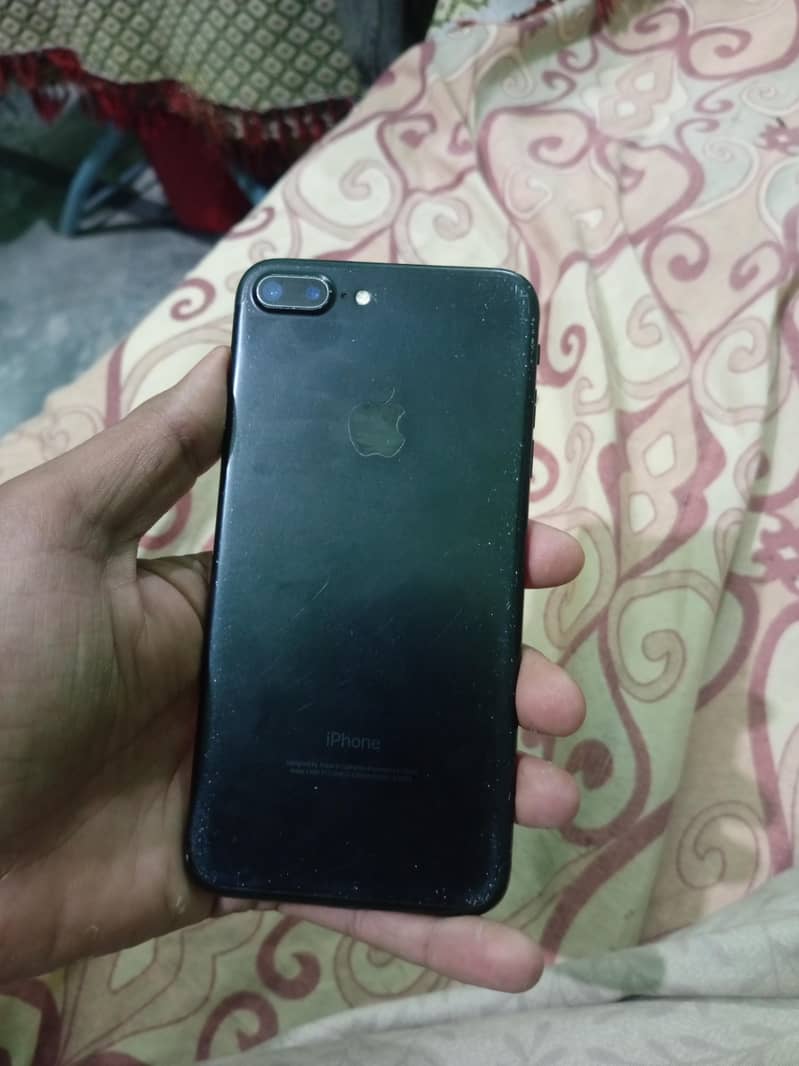 Apple iPhone 7 Plus 7