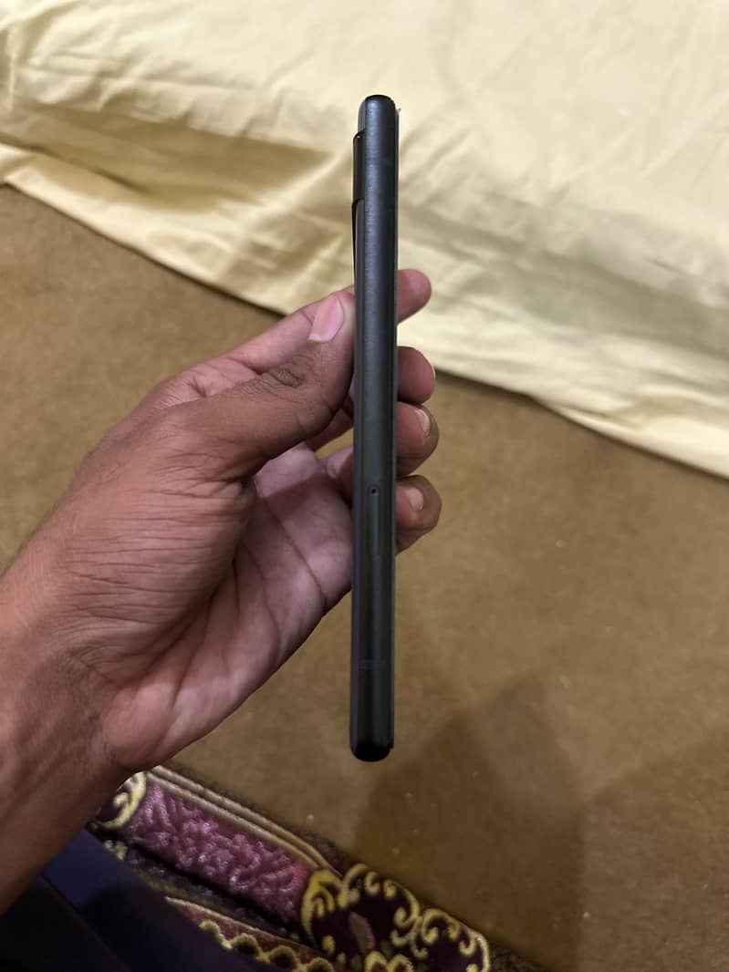 Google Pixel 6a 4