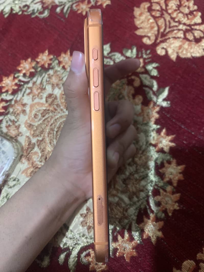Apple iPhone 17 Pro Max 5
