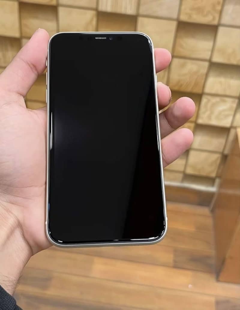Apple iPhone 11 2