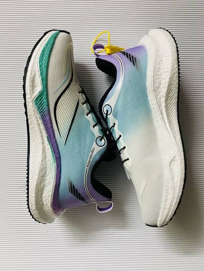 Sport shoes || Best running shoes