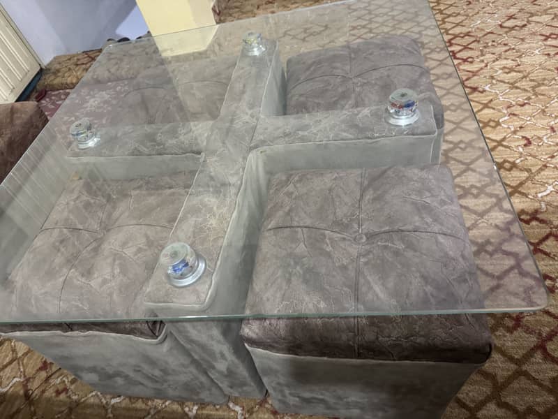 Mini Dining table with 4 stoles 1