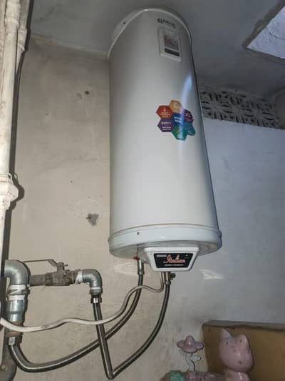 Q National instant electric geyser