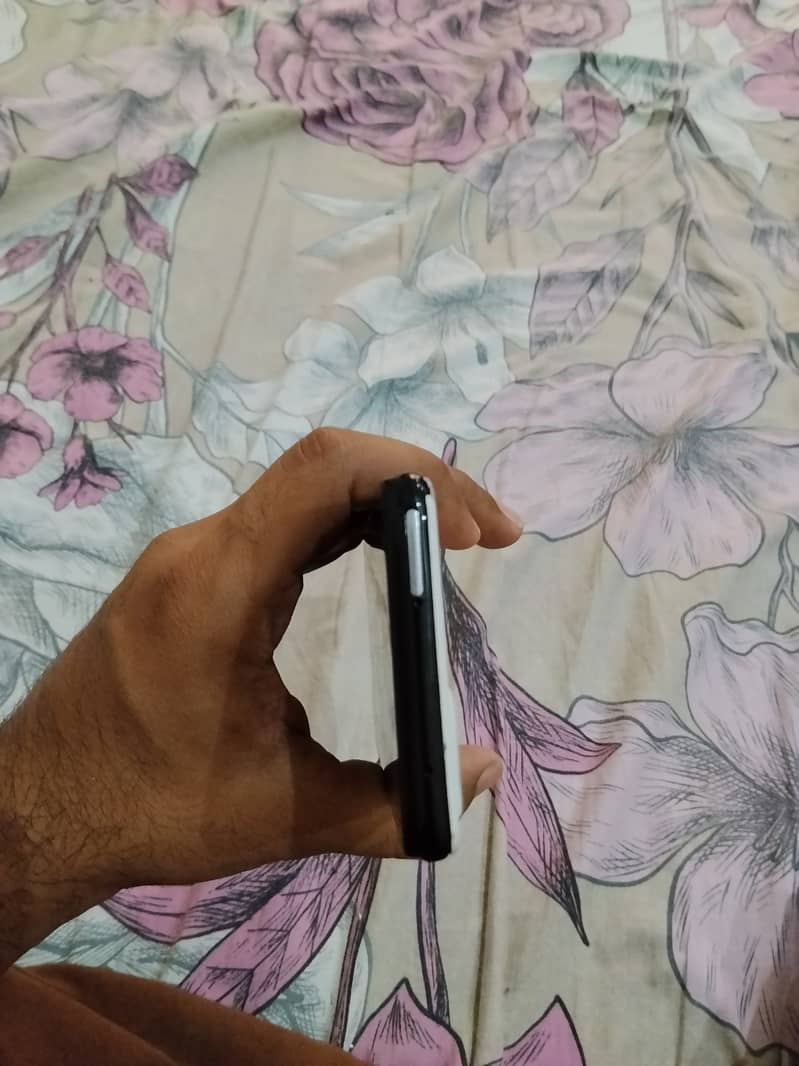 Samsung Mobile A52 4