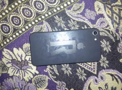 Apple iPhone 8