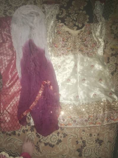 Clots net or shefon frock or shot frock
