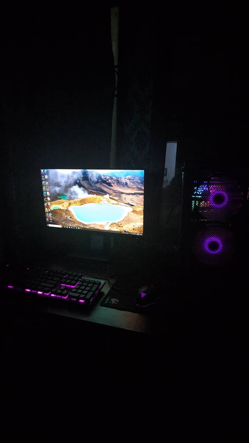 COMPLETE GAMING PC SETUP 4