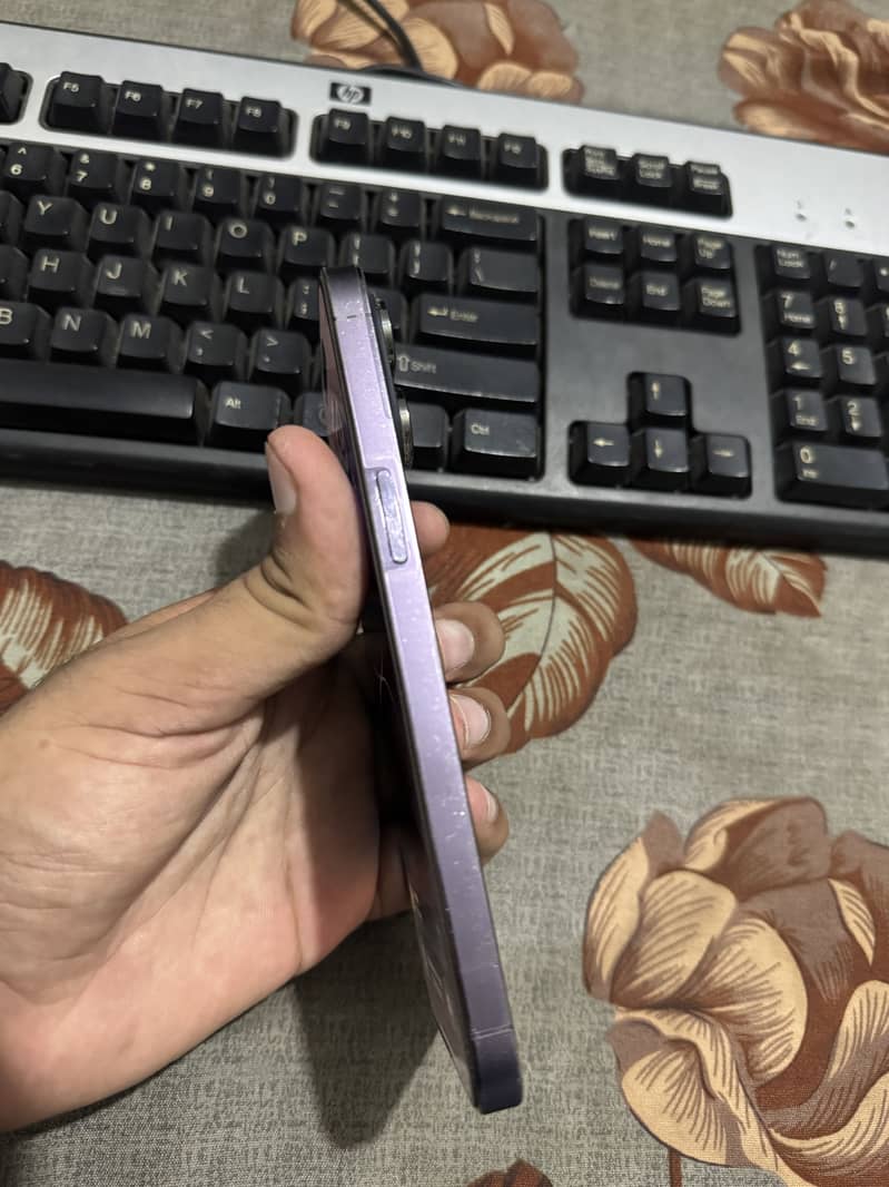 Apple iPhone 14 Pro Max 2