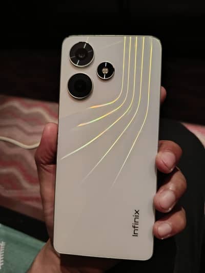 Infinix Hot 30