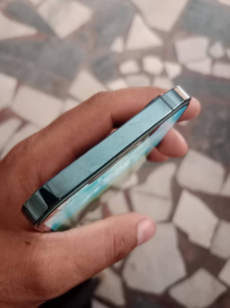 Apple iPhone 12 Pro Max 7