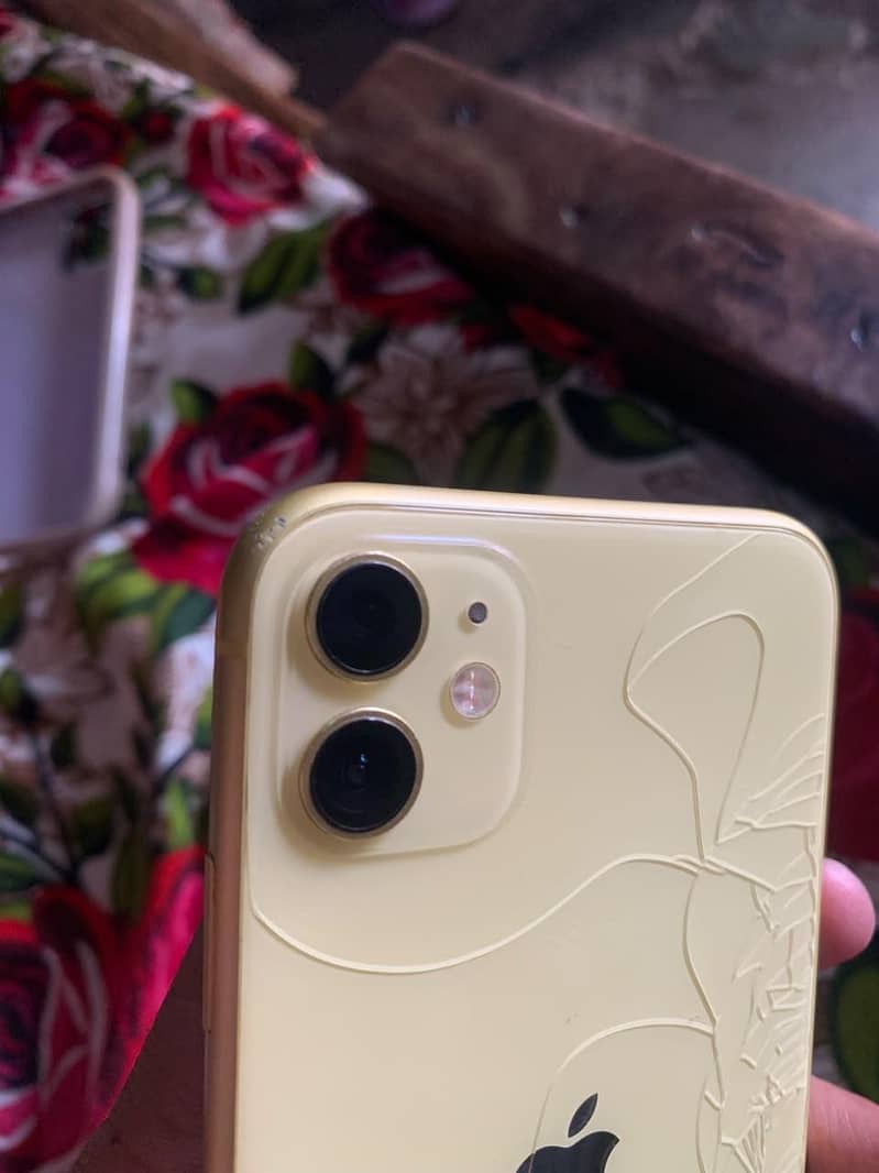 Apple iPhone 11 5