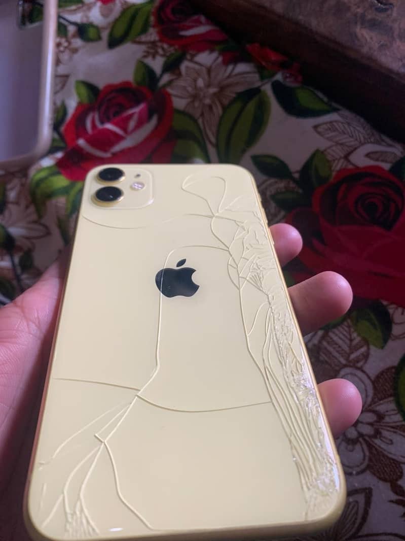 Apple iPhone 11 6