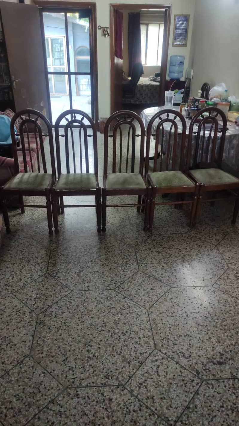 Dining chairs 0