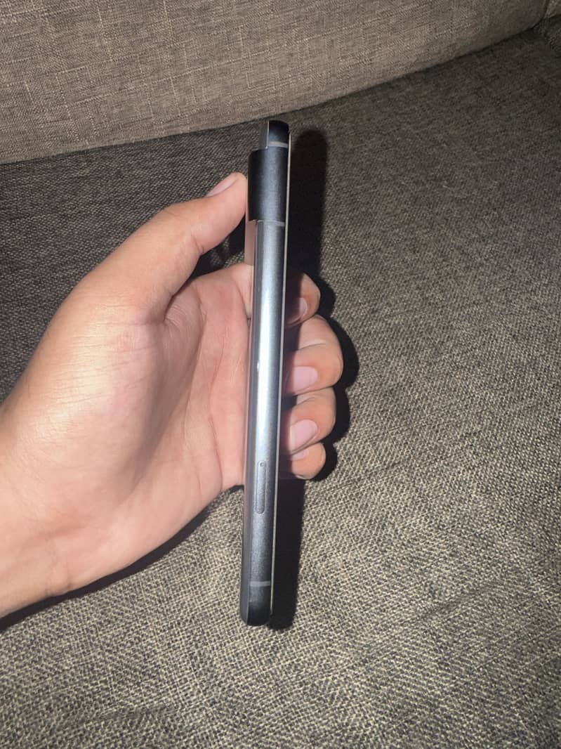 Google Pixel 8 3