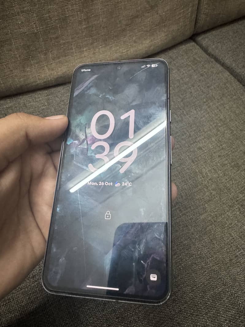 Google Pixel 8 5