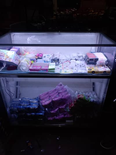 mobail shop counter