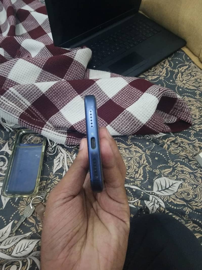 Apple iPhone 17 Pro Max 2