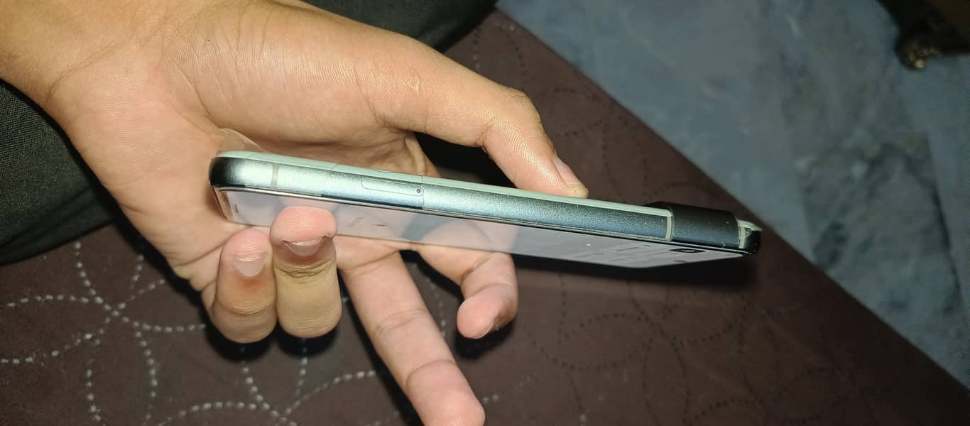 Google Pixel 8 1