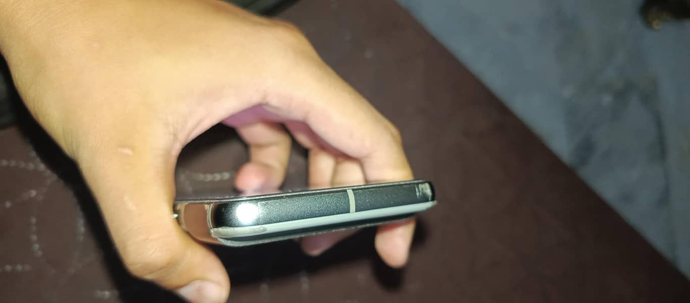 Google Pixel 8 3
