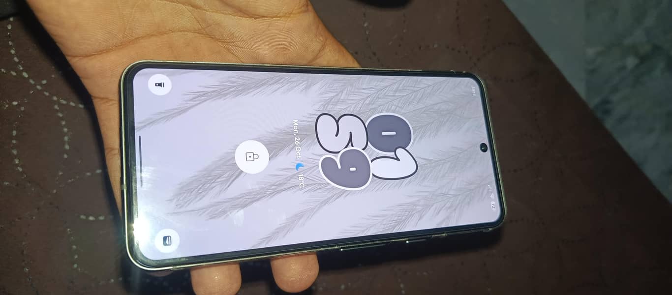 Google Pixel 8 4