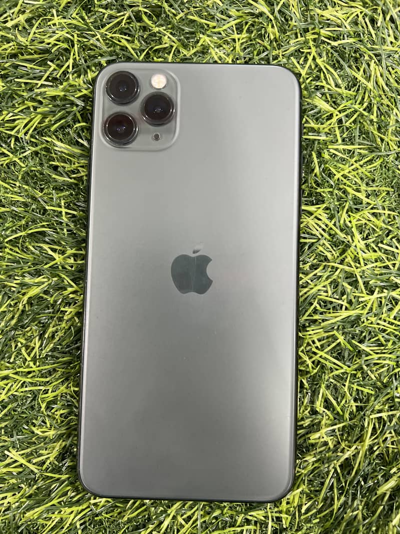 Apple iPhone 11 Pro Max 2