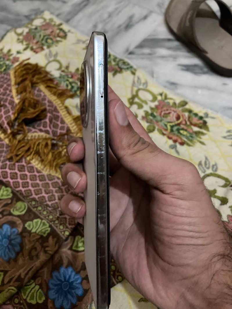 Tecno CAMON 30 4