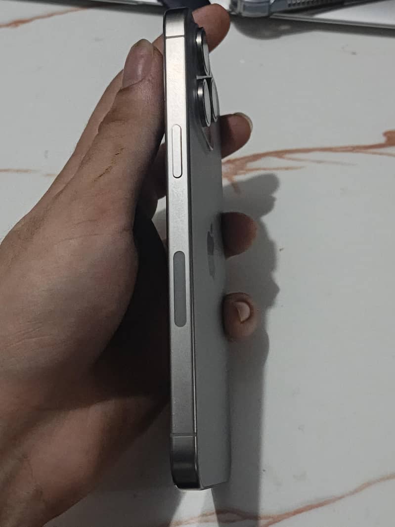 iphone 15 pro max bypass 1