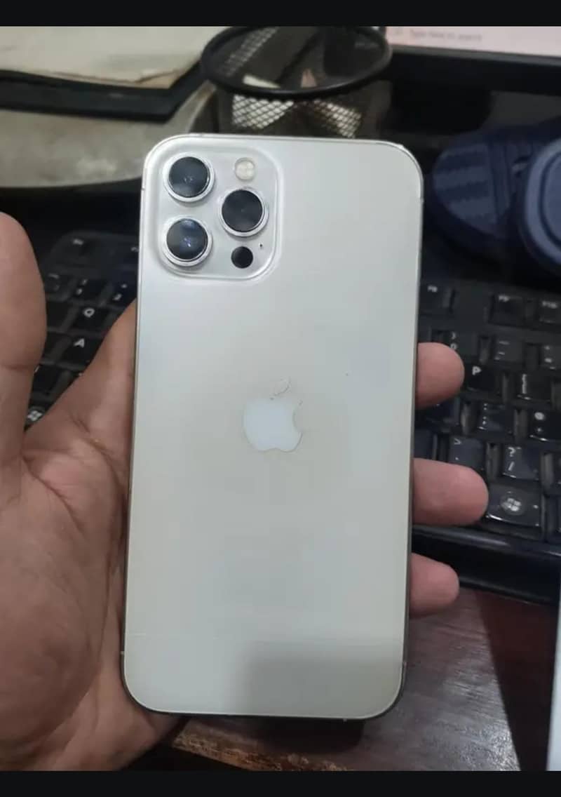 Apple iPhone 12 Pro Max 1